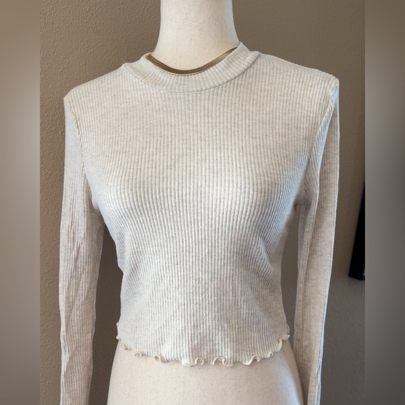 Ribbed crop long sleeve top - Picture 8 of 8